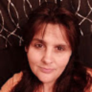 Meet your Posher, Becky